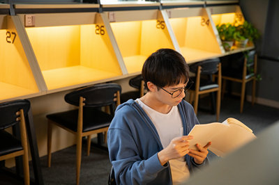 清華大學(xué)在職研究生