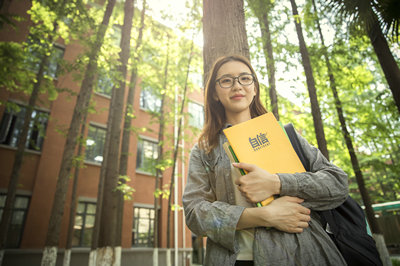 清華大學(xué)在職研究生