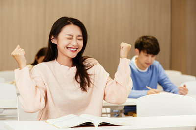 清華大學(xué)在職研究生 清華大學(xué)在職研究生